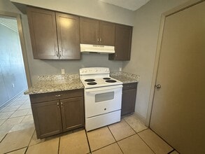 105 Wells Dr in Hammond, LA - Building Photo - Building Photo