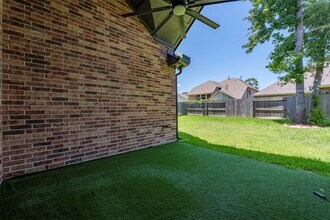 32311 Noble Crk Dr in Conroe, TX - Building Photo - Building Photo