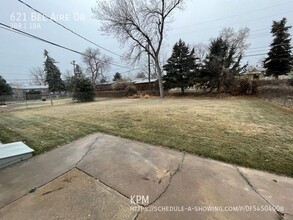 621 Bel Aire Dr in Rapid City, SD - Building Photo - Building Photo