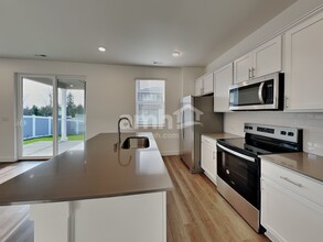 4856 85th Dr NE in Marysville, WA - Building Photo - Building Photo