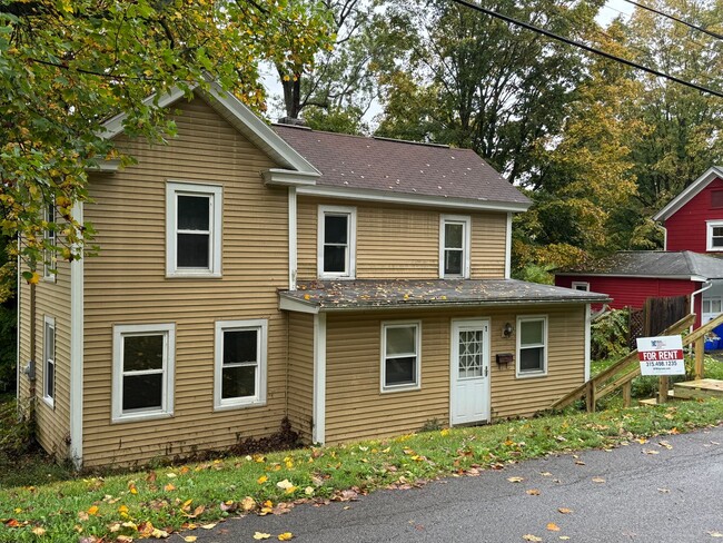 property at 7 Union St