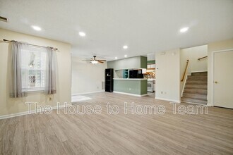 401 Bracknell Arch in Chesapeake, VA - Building Photo - Building Photo