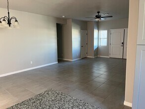 10615 E 45th Pl in Yuma, AZ - Building Photo - Building Photo