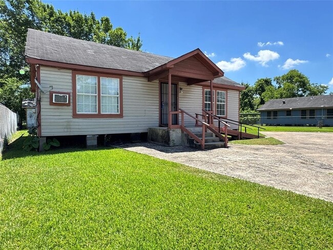 6300 Sandra St in Houston, TX - Building Photo - Building Photo