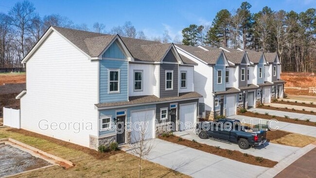 property at 123 Magnolia Pl