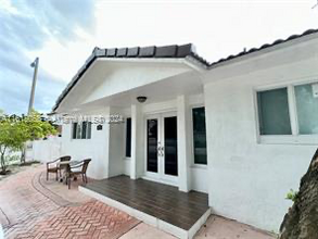 2401 W 70th St in Hialeah, FL - Building Photo - Building Photo