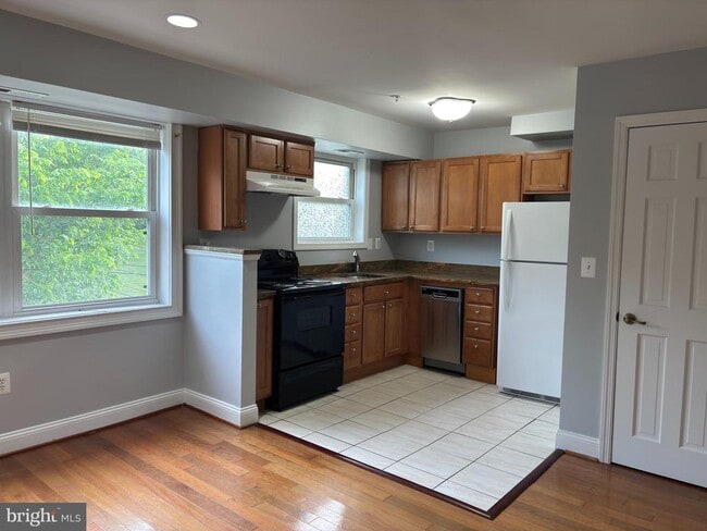 property at 4800 C St SE
