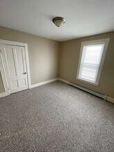 100 Wilson Street, Unit #2 in Manchester, NH - Building Photo - Building Photo