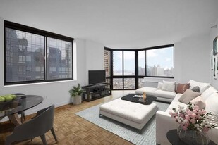 420 W 42nd St in New York, NY - Building Photo