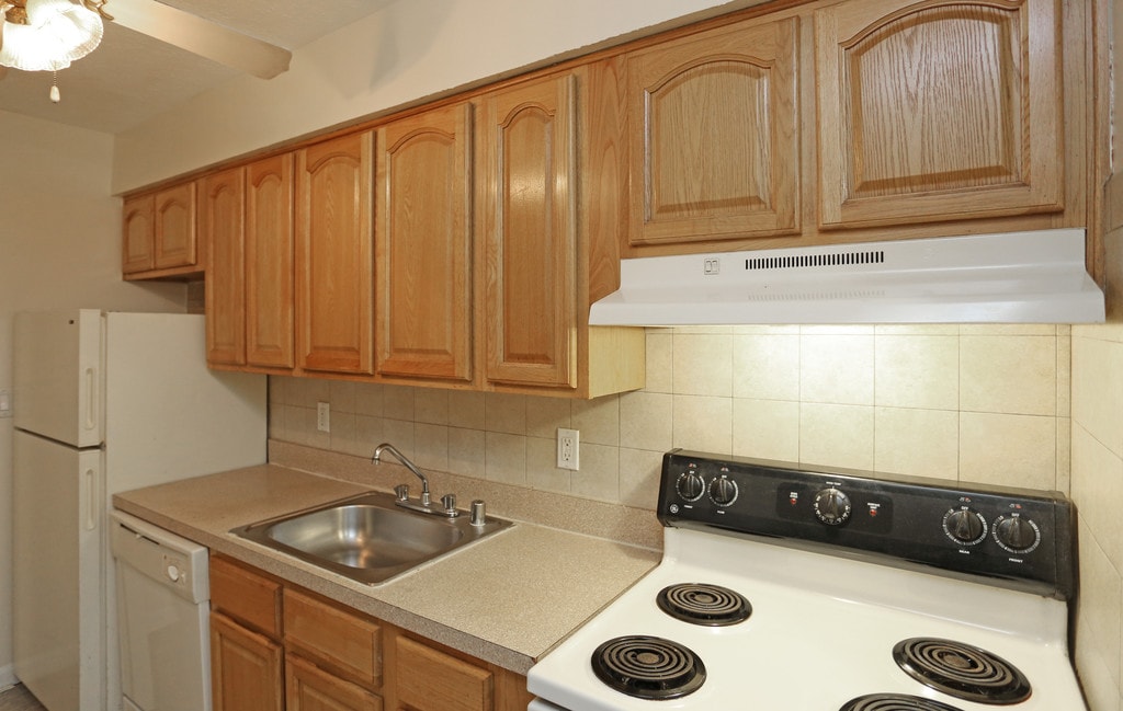 Whispering Hills Apartments Southeast in Louisville, KY