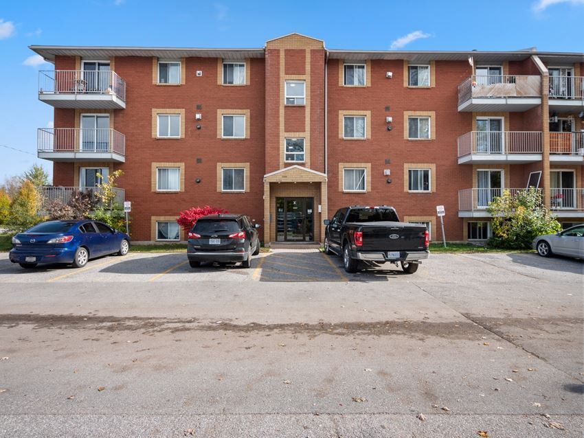 135 Atherley Rd Orillia, ON Rental Homes and Apartments for Rent