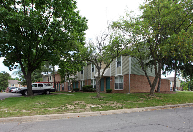 Park Ridge Apartments in Columbus, OH - Building Photo - Building Photo