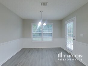 828 Redan Way in Locust Grove, GA - Building Photo - Building Photo