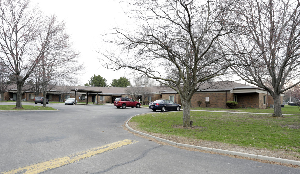 Michaelmas Manor in Toledo, OH - Building Photo