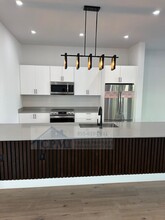 419-419 NE 16th Ave in Fort Lauderdale, FL - Foto de edificio - Building Photo