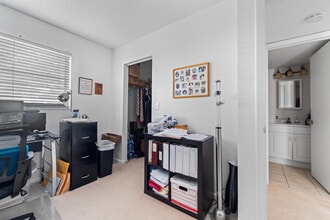 18081 SE Country Club Dr in Jupiter, FL - Building Photo - Building Photo