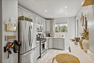 1225 Tree St in Philadelphia, PA - Foto de edificio - Building Photo