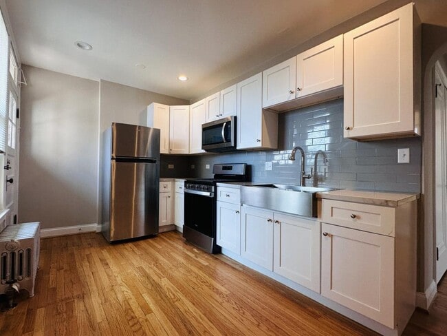 property at 3359 W 61st Pl