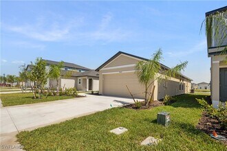 4023 San Felice Ln in North Fort Myers, FL - Building Photo - Building Photo