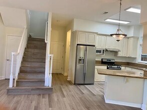 294 Skyview Ct in Mountain View, CA - Building Photo - Building Photo