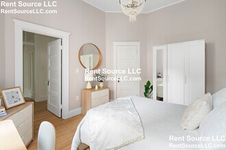 1617 Massachusetts Ave in Cambridge, MA - Building Photo - Building Photo