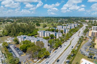 Las Brisas at Country Club of Miami in Hialeah, FL - Building Photo - Primary Photo