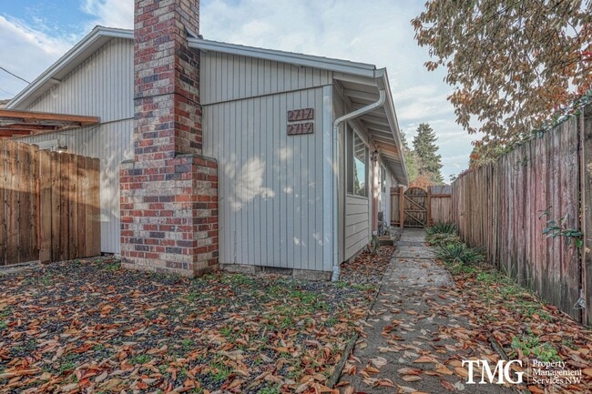 2717-2719 O St in Vancouver, WA - Foto de edificio - Building Photo