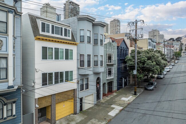 825-829 Filbert St in San Francisco, CA - Building Photo - Building Photo