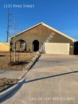 1133 Piper St in Norman, OK - Building Photo