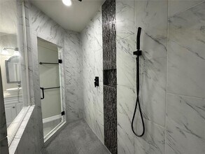 1405 Walton St in Houston, TX - Building Photo - Building Photo