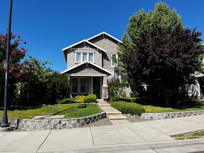 property at 3220 Prospect Park Dr