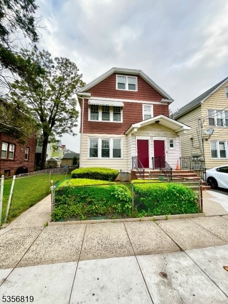 property at 1329 Alina St