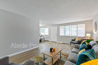 446 W 10th St in Loveland, CO - Building Photo - Building Photo