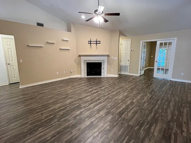 1424 Roebling Tr in Pensacola, FL - Building Photo - Building Photo