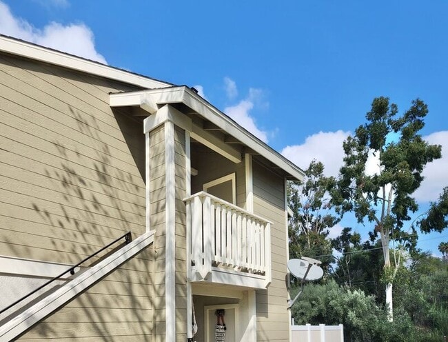 26316 Los Viveros in Mission Viejo, CA - Building Photo - Building Photo