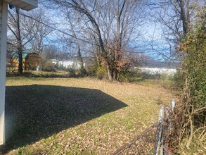1915 Appling St in Chattanooga, TN - Foto de edificio - Building Photo