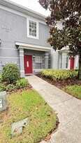 10914 Savannah Wood Ct in Orlando, FL - Building Photo
