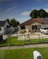 19944 SW 122nd Ave in Miami, FL - Building Photo