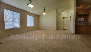 3569 E Rock Creek Rd in Eagle Mountain, UT - Building Photo - Building Photo
