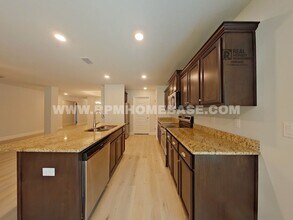 126 Ridgeway Cir in Crestview, FL - Building Photo - Building Photo