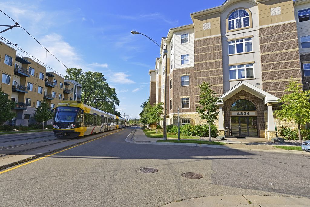 4824 E 53rd St-Unit -#210 in Minneapolis, MN - Building Photo