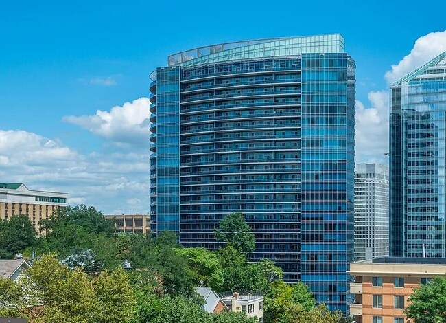 1881 N Nash St, Unit Unit 409 in Arlington, VA - Building Photo - Building Photo