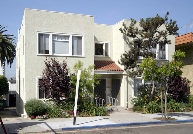 2732 3rd St in Santa Monica, CA - Building Photo - Building Photo