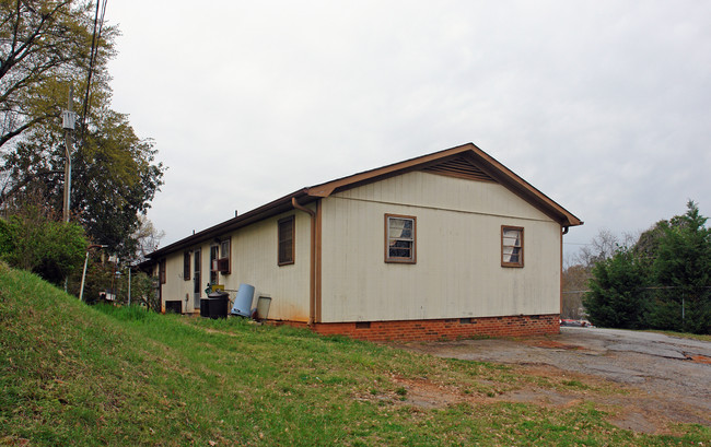 110 S 5th St in Easley, SC - Building Photo - Building Photo