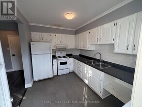 739 The Queensway in Toronto, ON - Building Photo - Building Photo