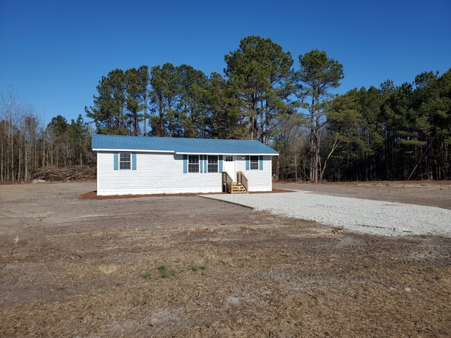 4851 NC-24 in Beulaville, NC - Building Photo - Building Photo