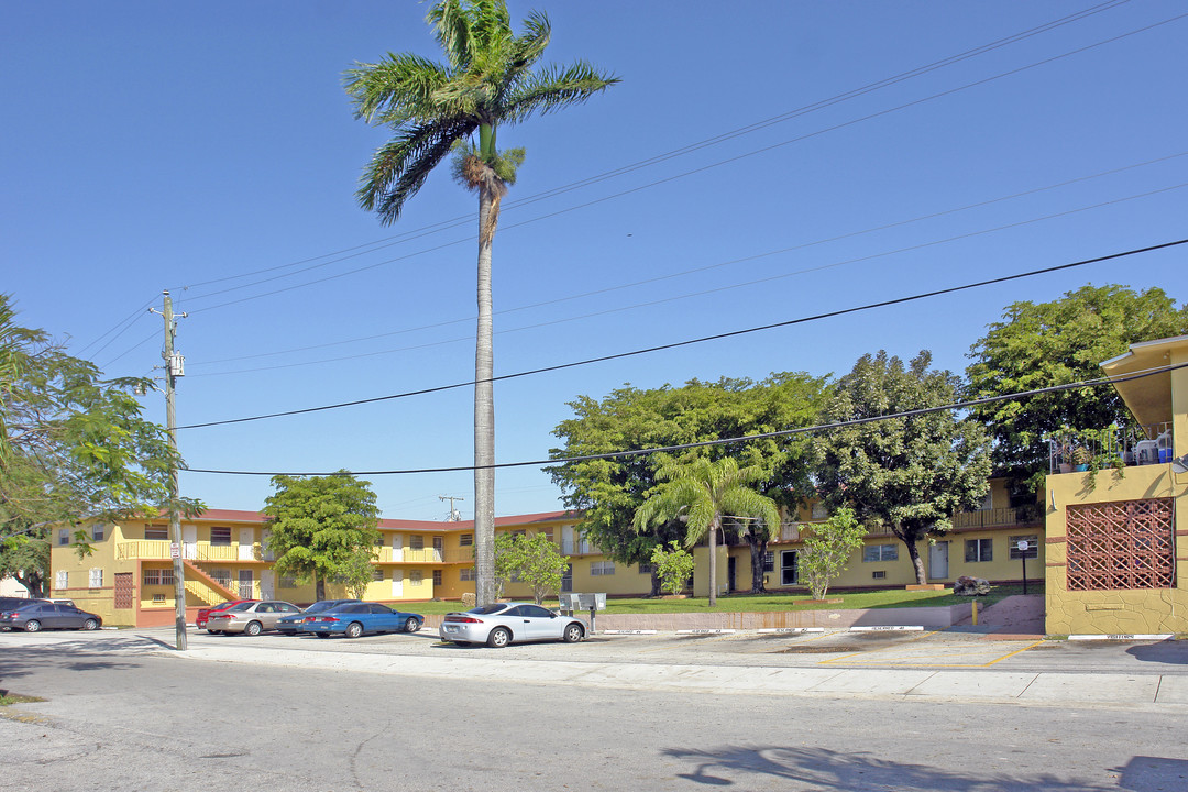 Wildwood River Condominiums in Miami, FL - Building Photo