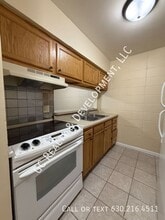 245 Uteg St in Crystal Lake, IL - Building Photo - Building Photo
