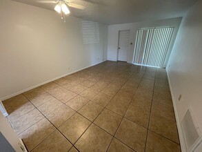 165 S Lakeview Dr in Longwood, FL - Building Photo - Building Photo