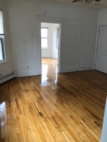 94 Glen St, Unit 2nd in New Britain, CT - Building Photo